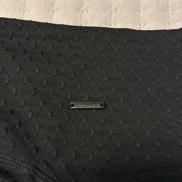 ECHT Swift Scrunch Leggings Women’s Size Small - Picture 11 of 11